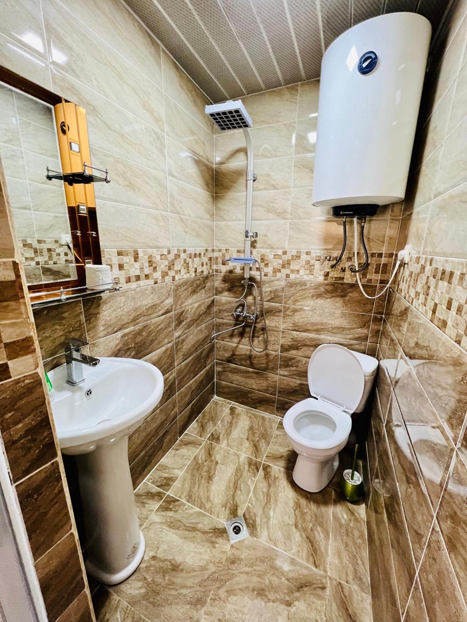Nadia Guesthouse Mestia Dış mekan fotoğraf