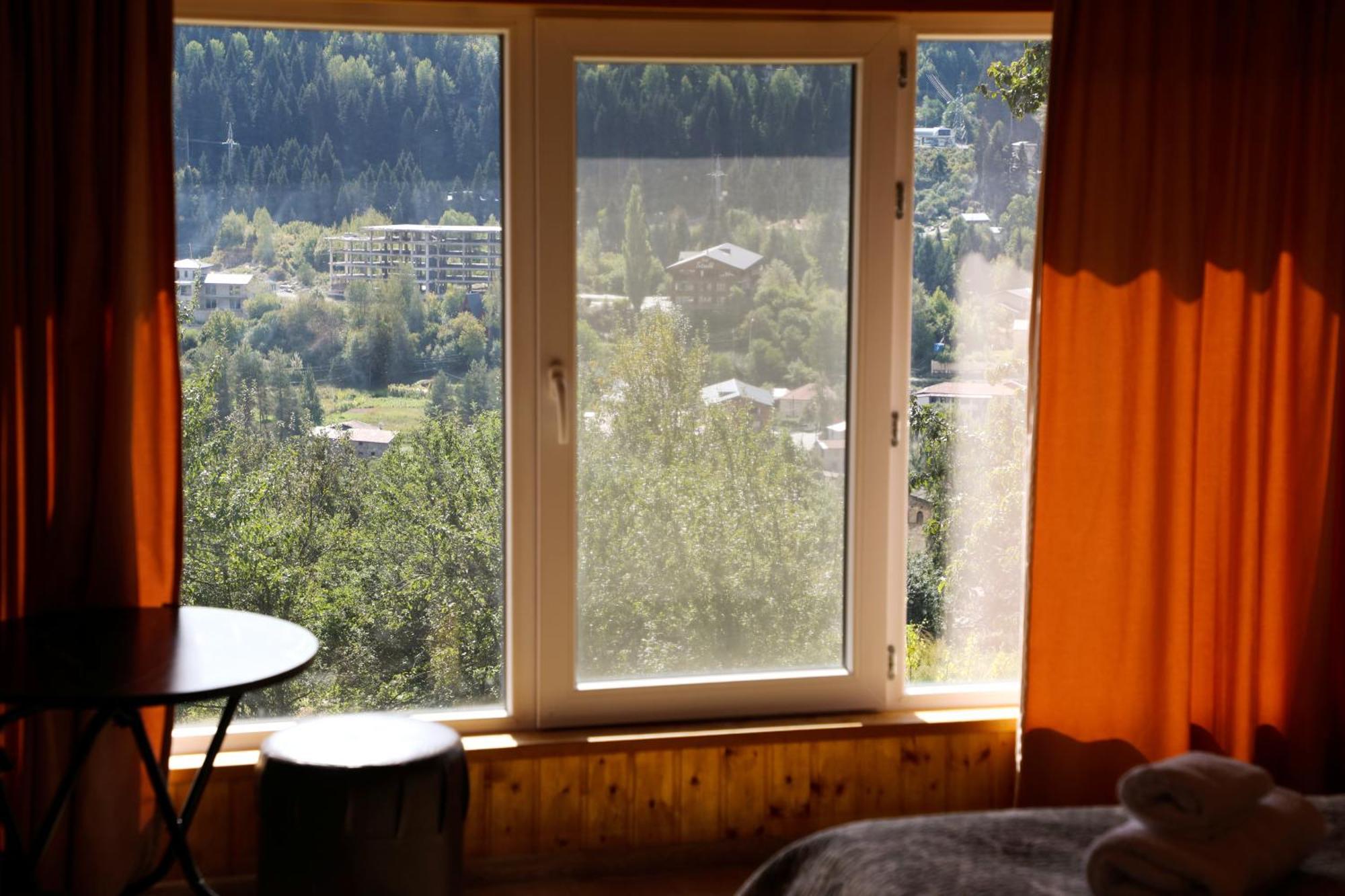 Nadia Guesthouse Mestia Dış mekan fotoğraf
