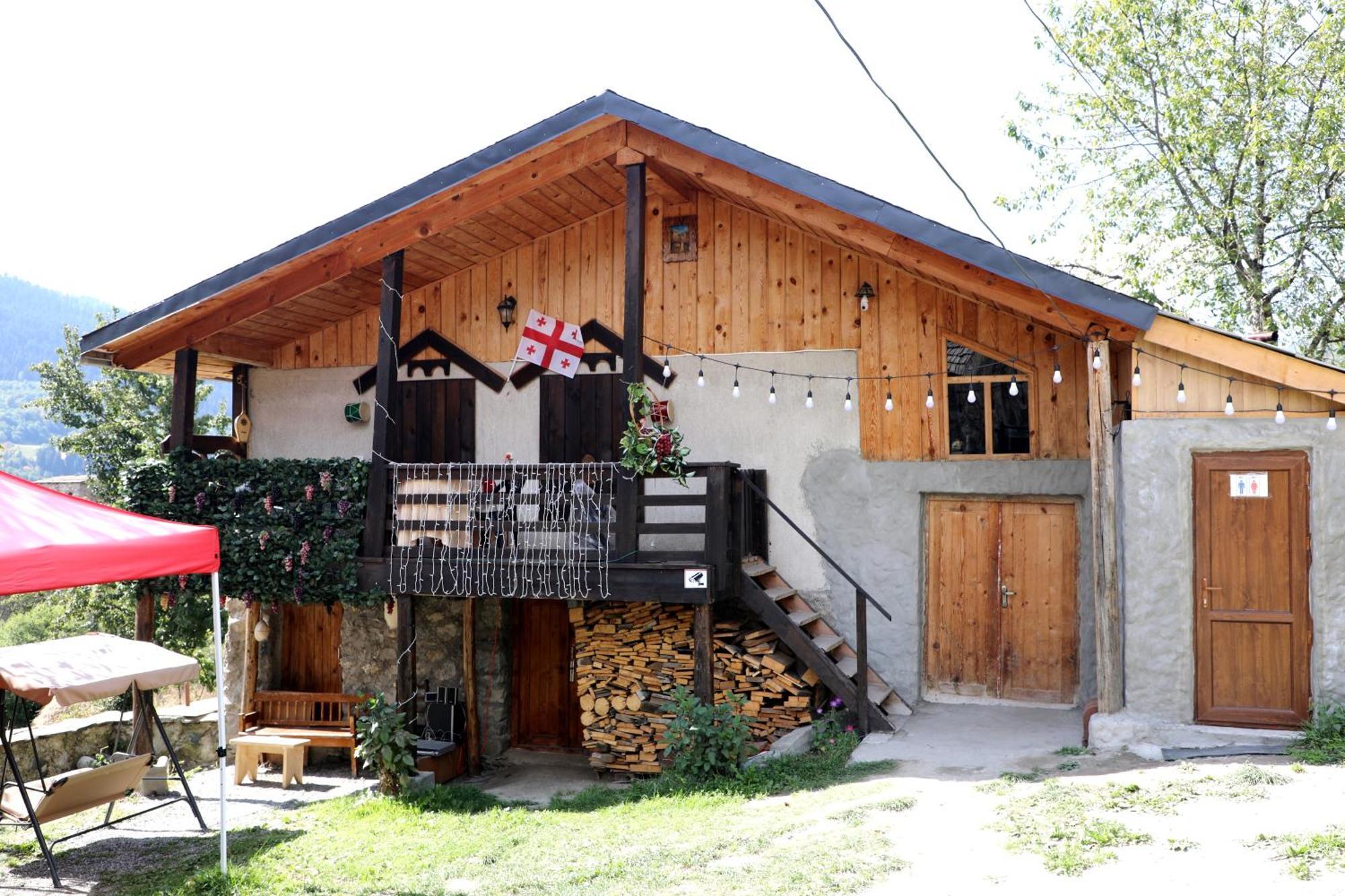 Nadia Guesthouse Mestia Dış mekan fotoğraf