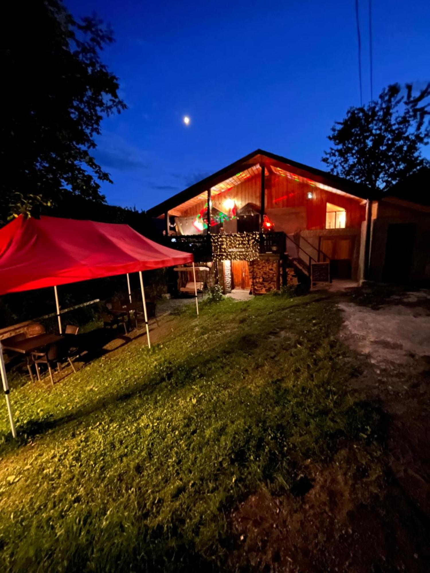 Nadia Guesthouse Mestia Dış mekan fotoğraf