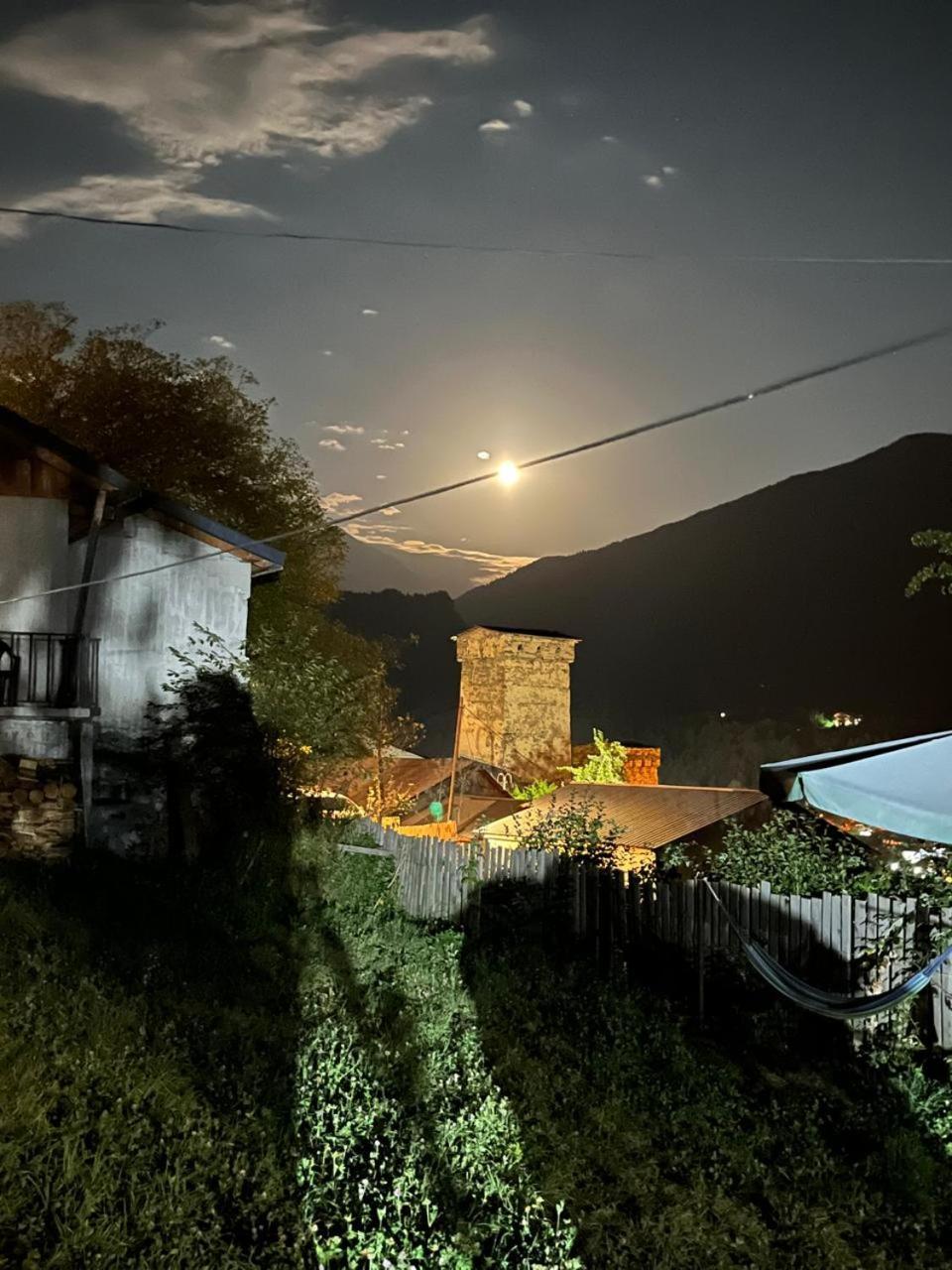 Nadia Guesthouse Mestia Dış mekan fotoğraf